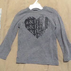 Abercrombie grey heart pattern shirt
